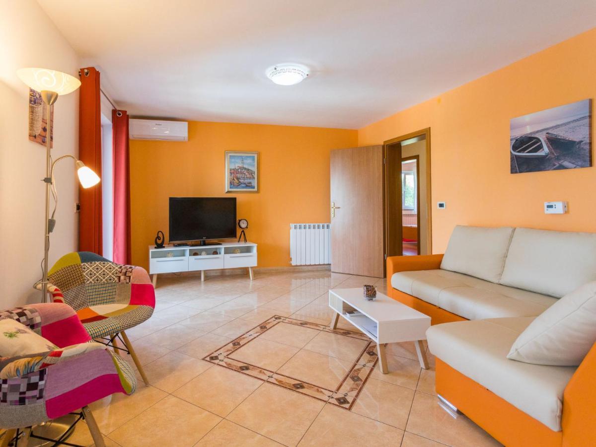 Apartment Cancar-1 By Interhome Пореч Экстерьер фото